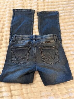 Wrangler Women's Dark Blue Bootcut Jeans